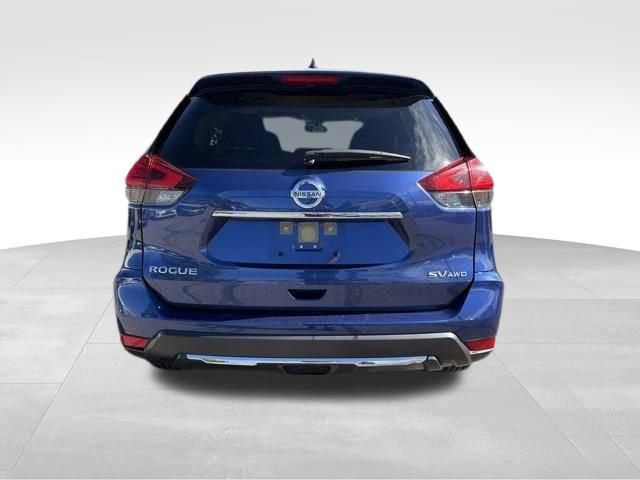 Used 2017 Nissan Rogue SV AWD/4WD image 9