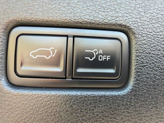Used 2024 Kia Telluride EX w/ EX Captain's Chair Package AWD/4WD image 11