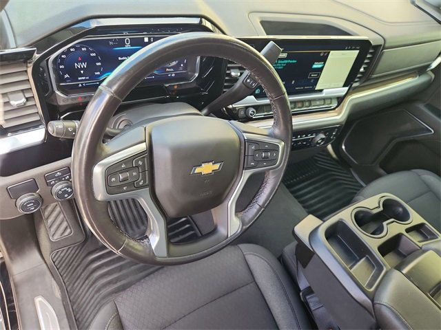 Used 2022 Chevrolet Silverado 1500 LT image 10