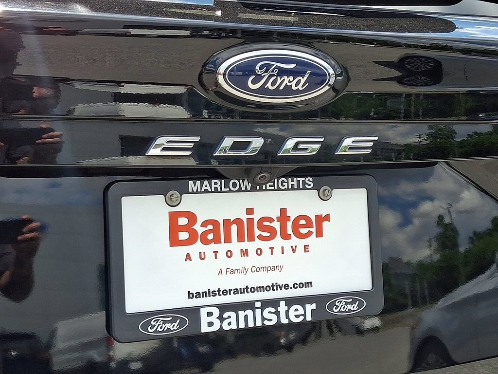 Used 2024 Ford Edge Titanium AWD/4WD image 30