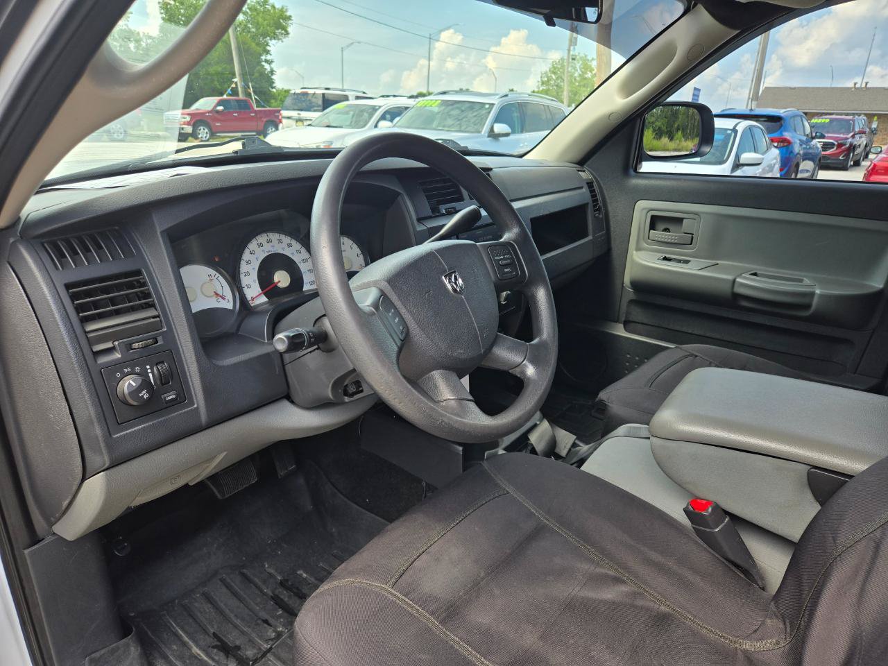 Used 2011 Dodge Dakota Big Horn w/ Trailer Tow Group AWD/4WD image 15