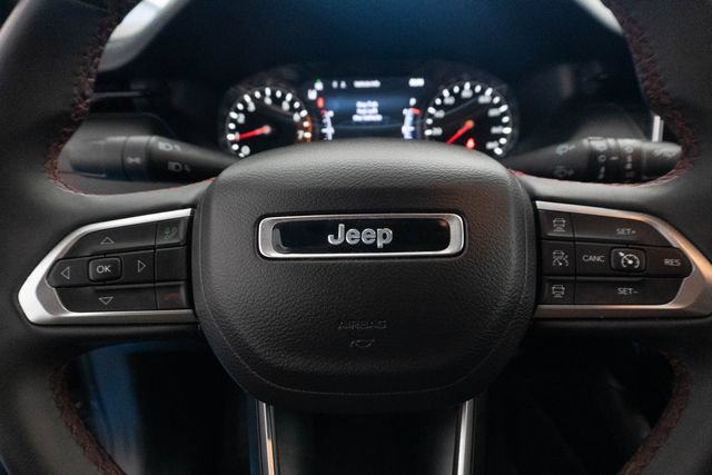 Used 2024 Jeep Compass Trailhawk AWD/4WD image 5