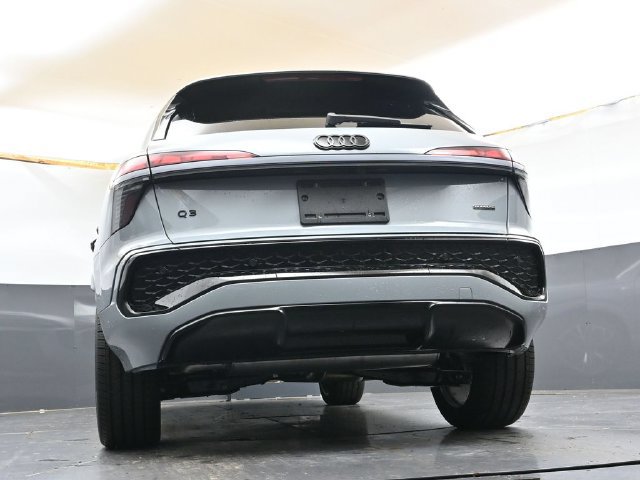 New 2026 Audi Q3 quattro 2.0T AWD/4WD image 33