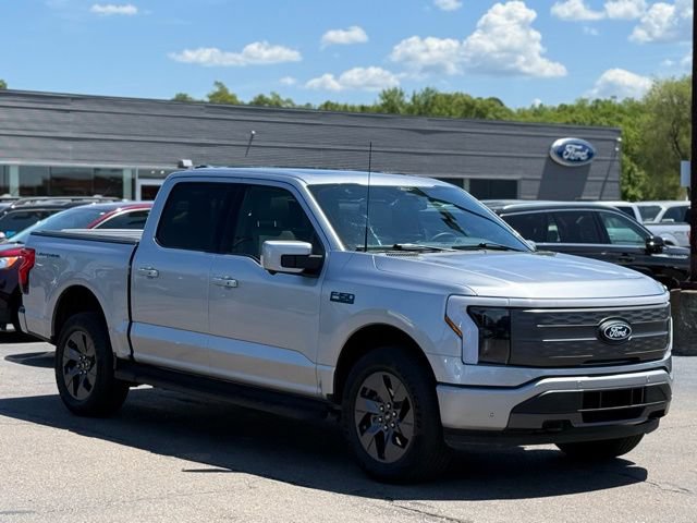 Certified 2025 Ford F150 Lightning Lariat AWD/4WD image 45