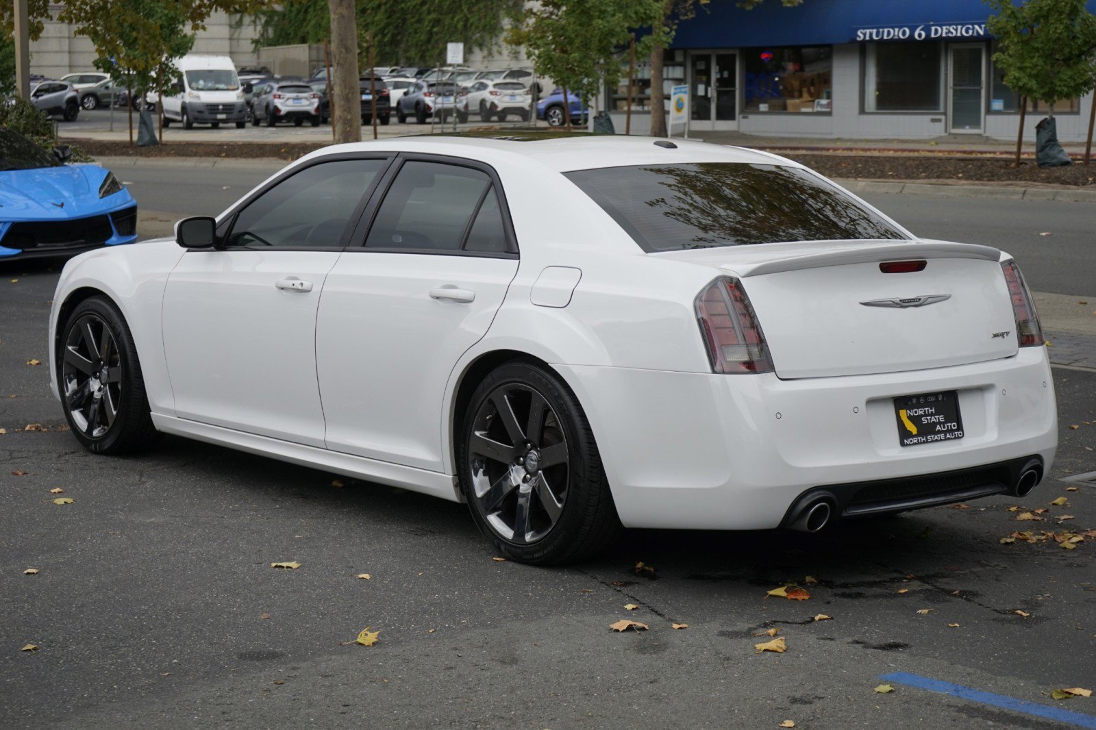 Used 2014 Chrysler 300 SRT8 w/ Leather Interior Group RWD image 12