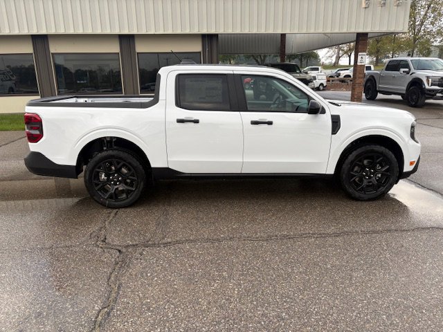 New 2025 Ford Maverick XLT w/ XLT Luxury Package AWD/4WD image 4