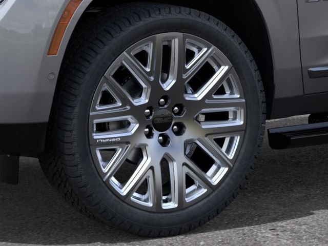 New 2026 GMC Yukon Denali Ultimate w/ LPO, Floor Liner Package AWD/4WD image 9
