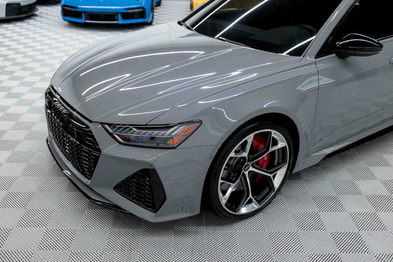 Used 2025 Audi RS 6 performance AWD/4WD image 12