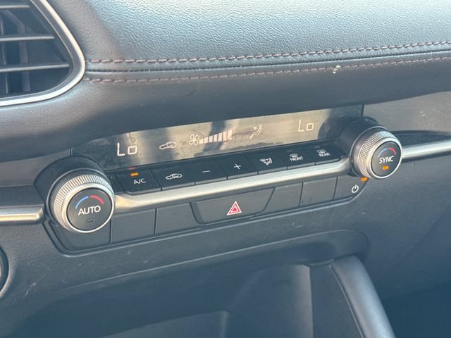 Used 2025 MAZDA MAZDA3 s FWD image 21