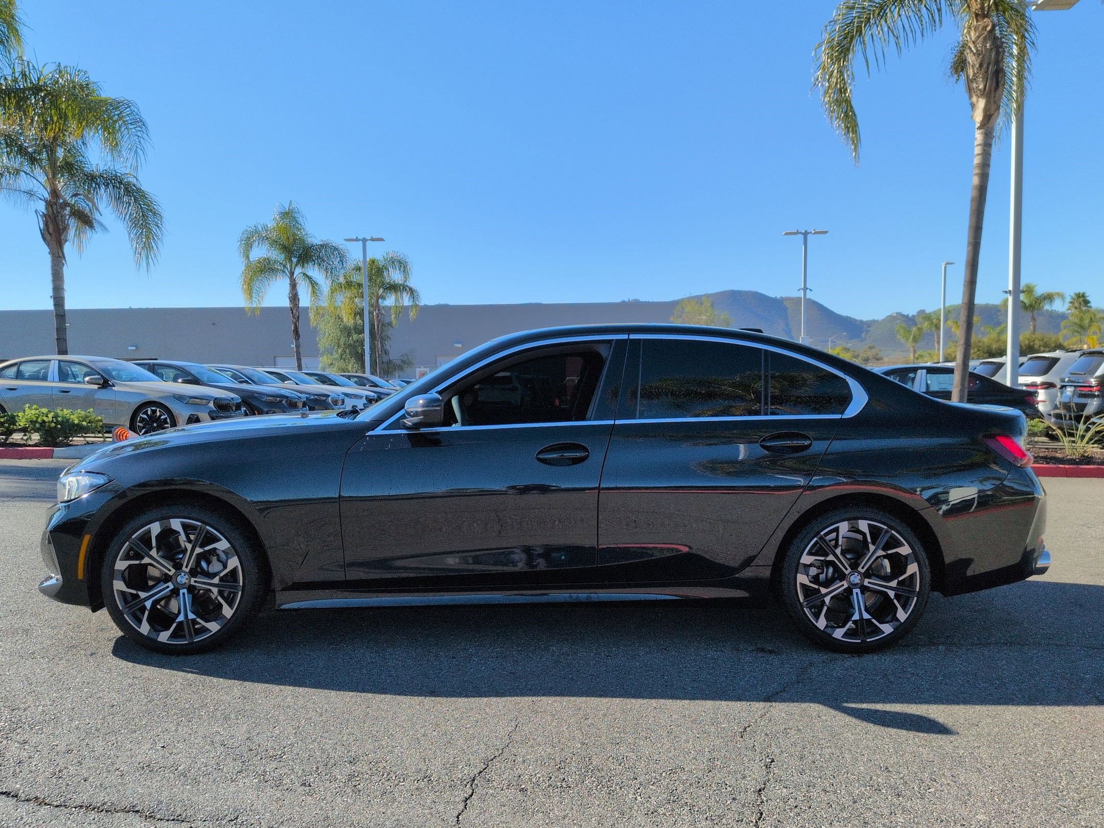 Used 2025 BMW 330i Sedan w/ Convenience Package image 7