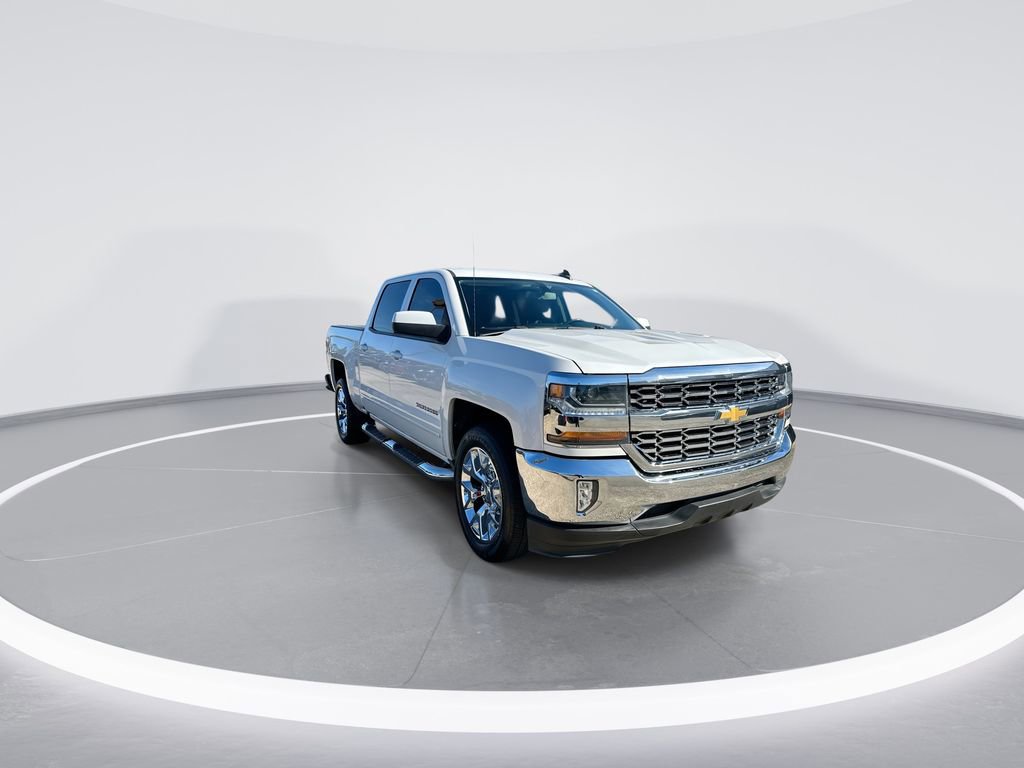 Used 2018 Chevrolet Silverado 1500 LT w/ All Star Edition image 2
