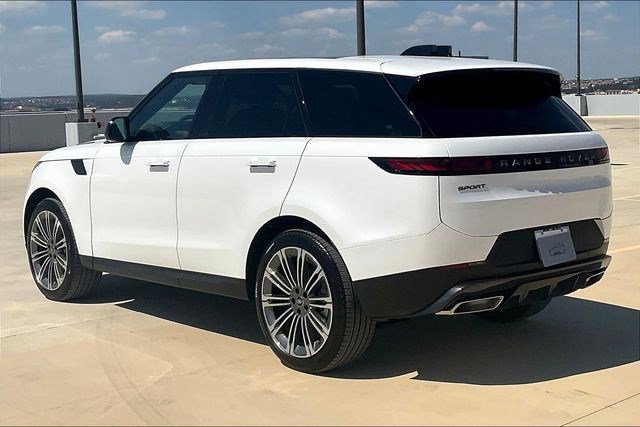 New 2025 Land Rover Range Rover Sport SE image 3