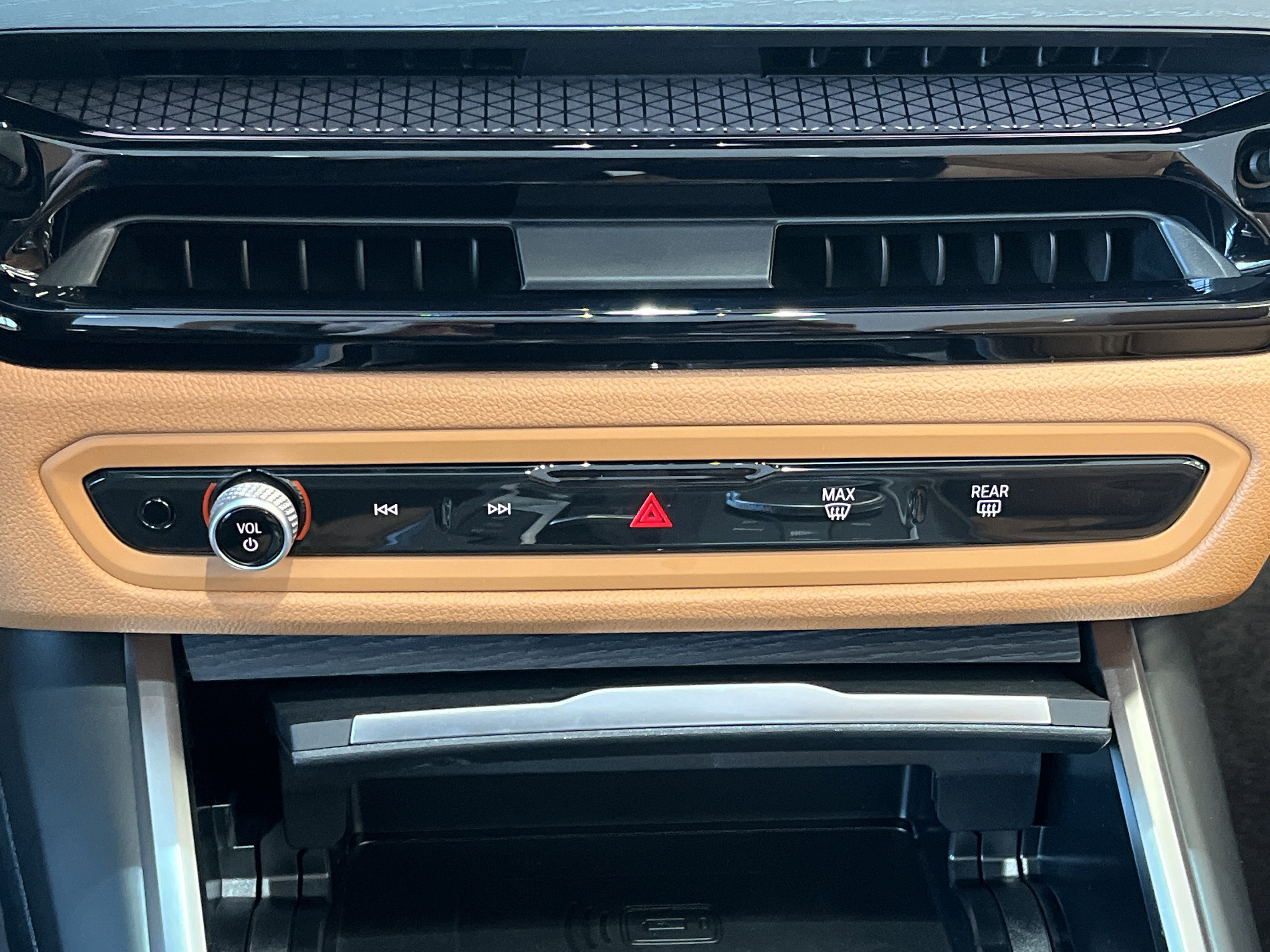 New 2026 BMW 430i Convertible w/ Premium Package image 4