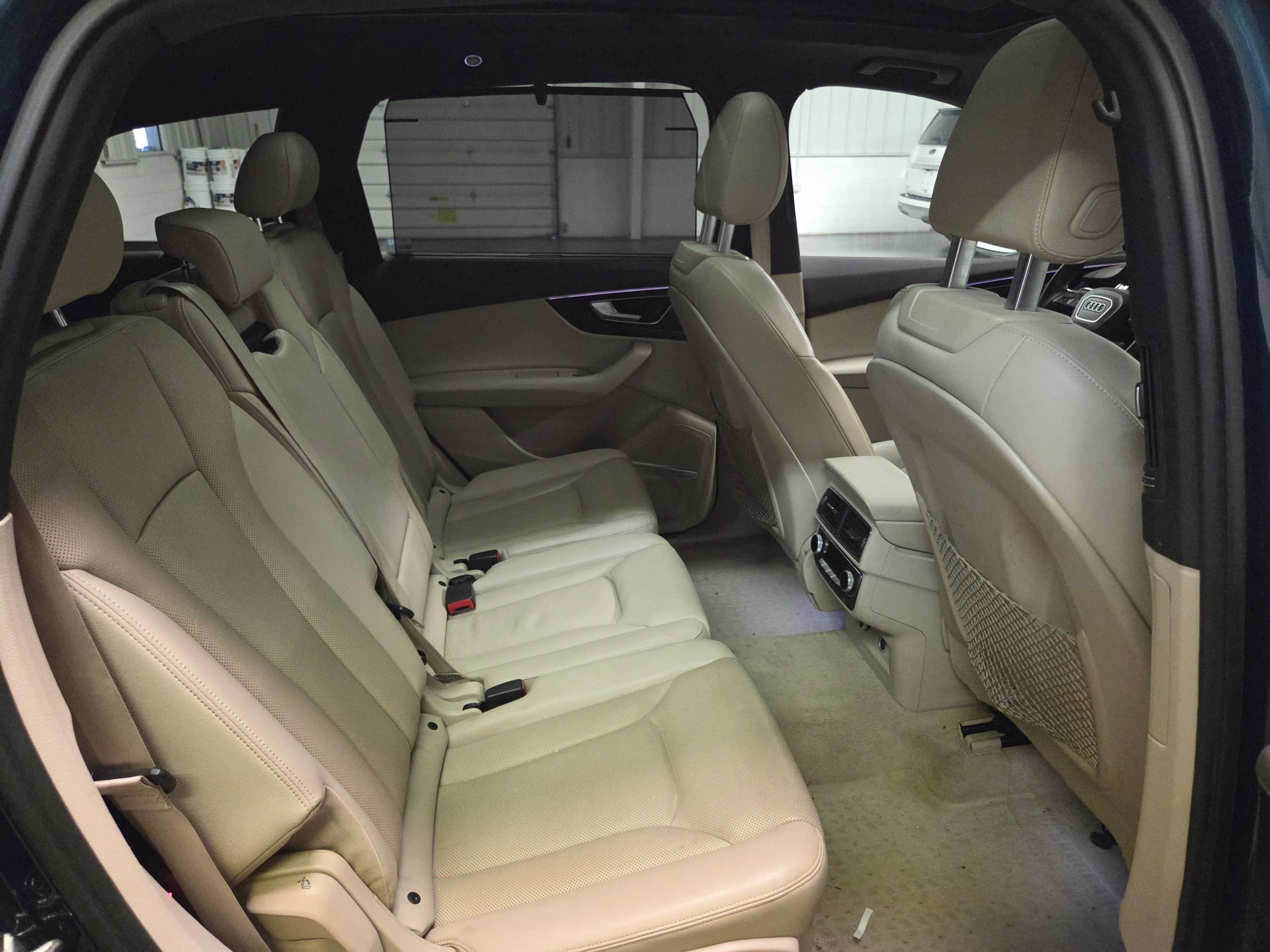 Used 2018 Audi Q7 3.0T Prestige image 39