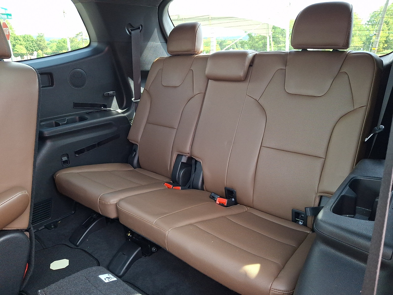 Certified 2022 Kia Telluride SX w/ SX Prestige Package AWD/4WD image 11