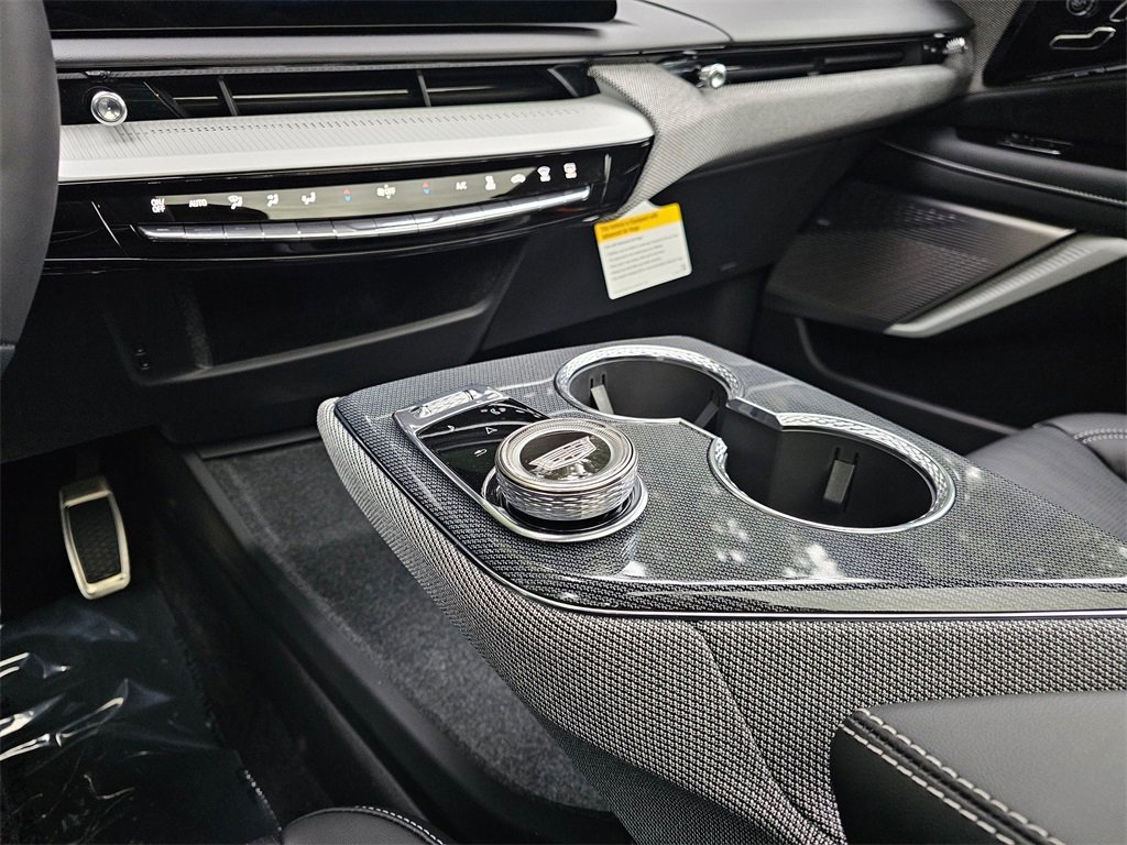 New 2026 Cadillac Optiq Sport 2 image 30