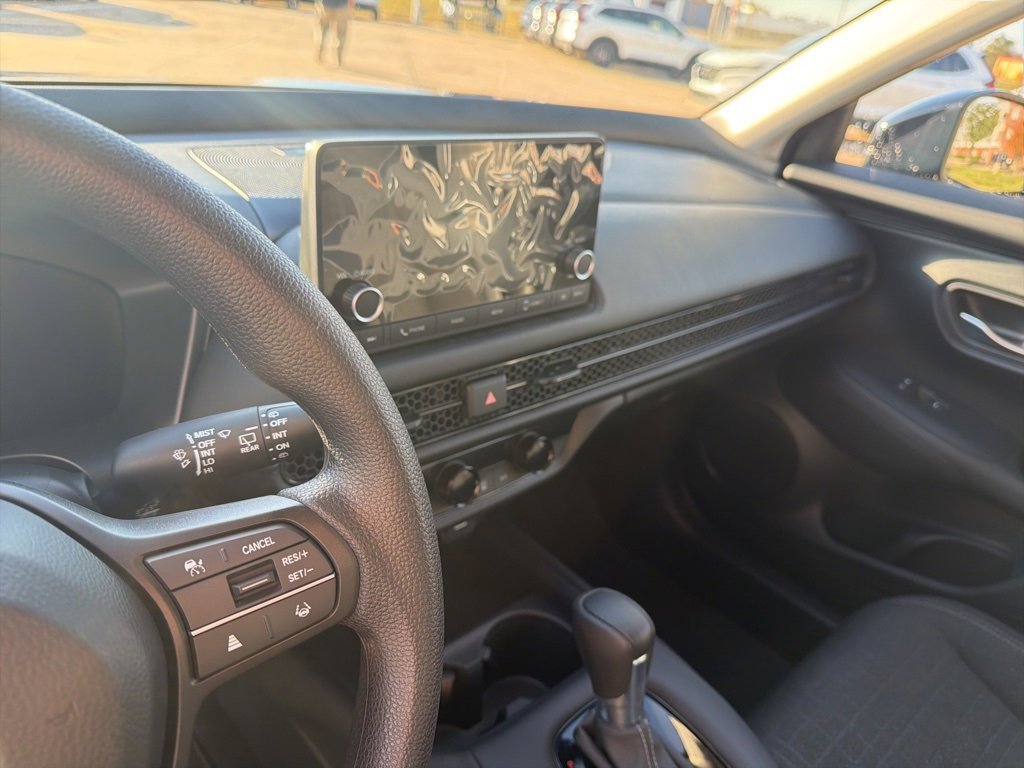 Certified 2025 Honda HR-V LX image 10