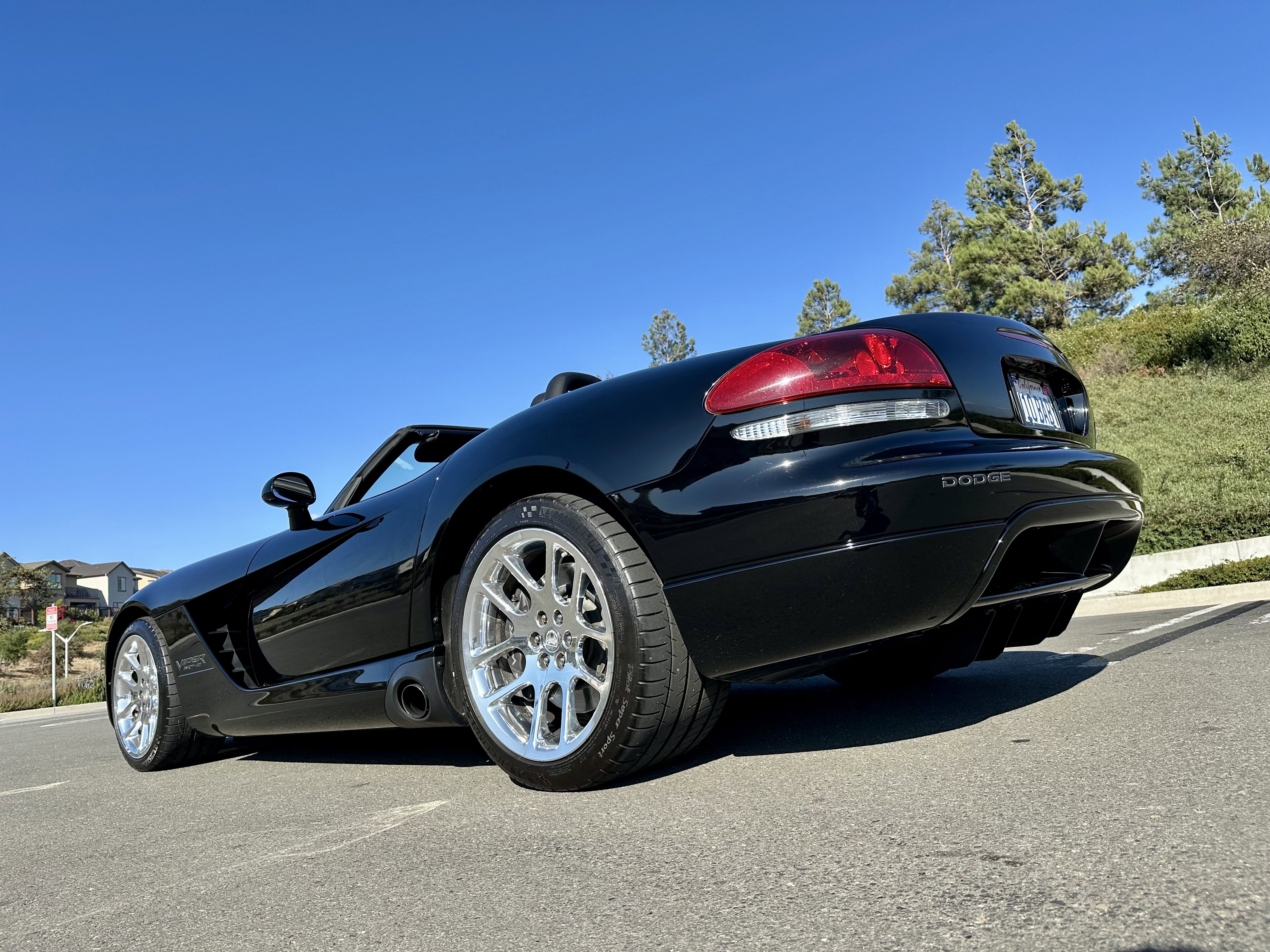 Used 2003 Dodge Viper SRT-10 image 11