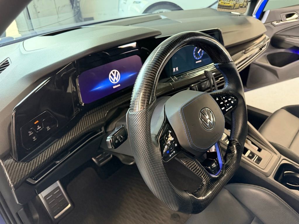 Used 2024 Volkswagen Golf R image 21