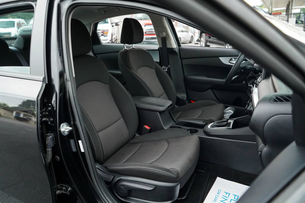 Used 2024 Kia Forte LX FWD image 12