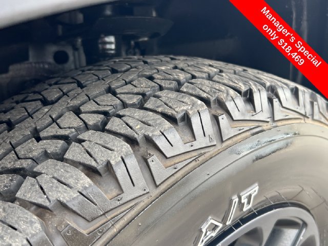 Used 2022 Jeep Cherokee Latitude AWD/4WD image 26