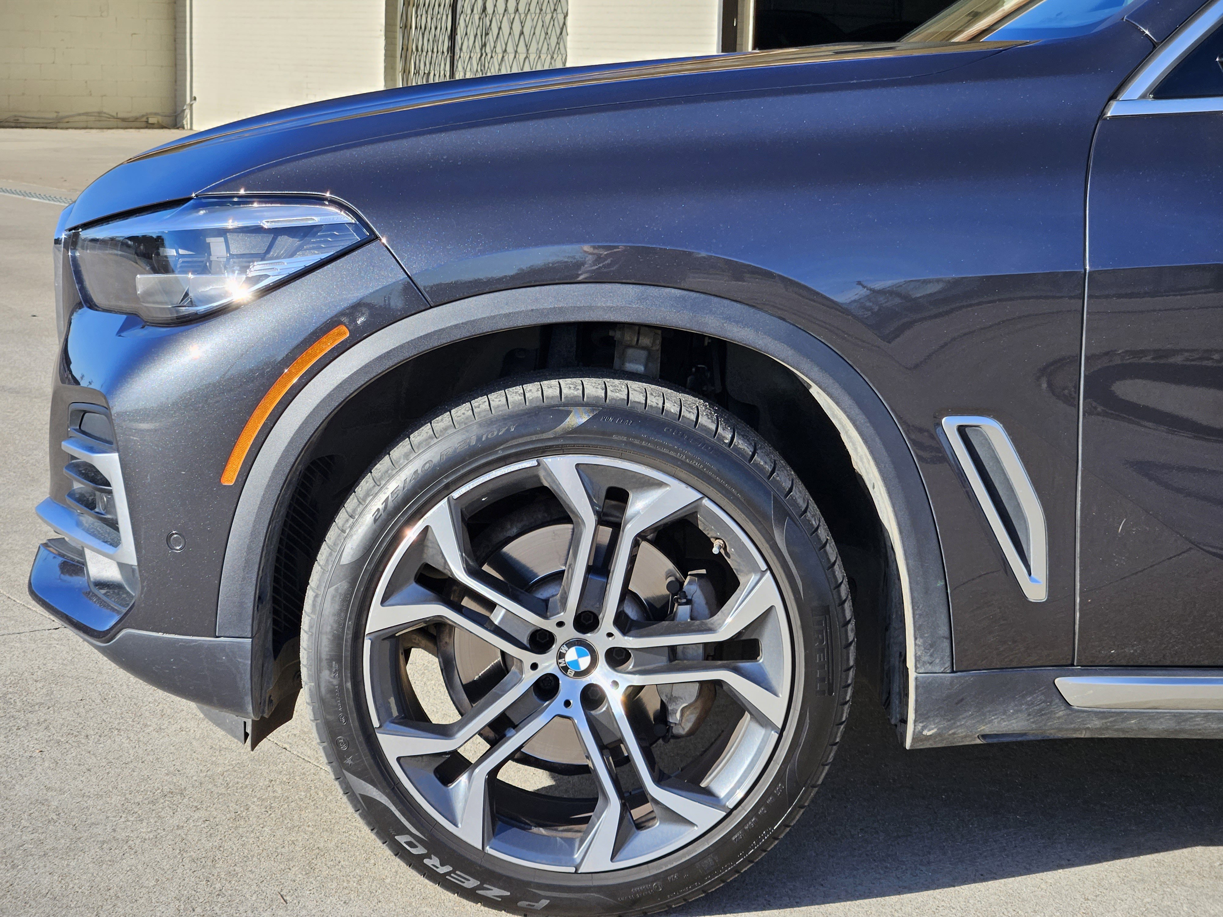 Used 2022 BMW X5 xDrive40i w/ Premium Package image 12