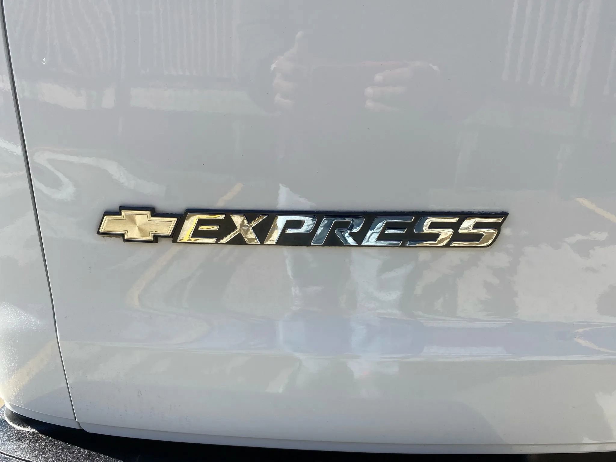 Used 2017 Chevrolet Express 2500 LS image 7