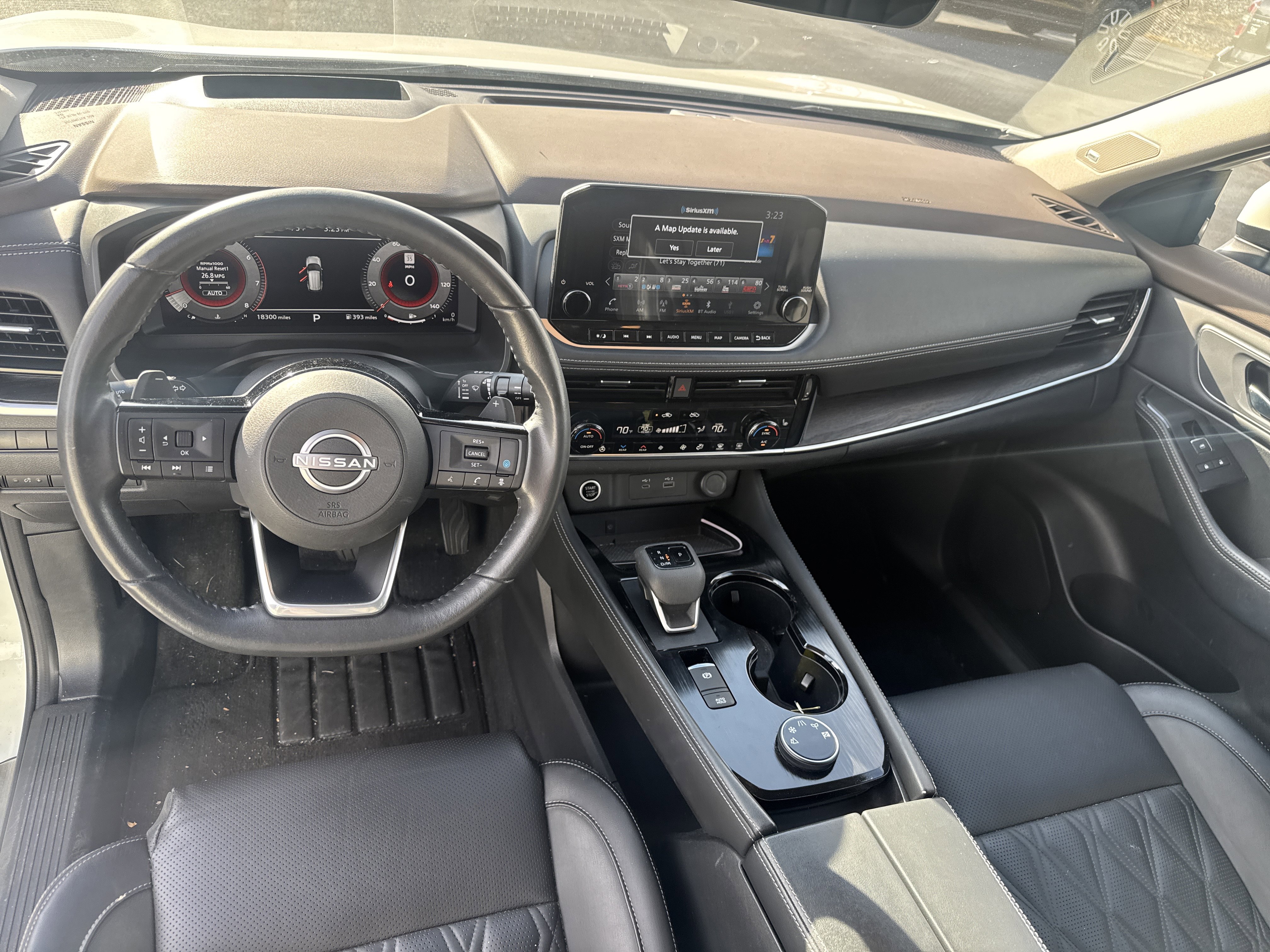 Used 2023 Nissan Rogue Platinum w/ Platinum Premium Package image 14