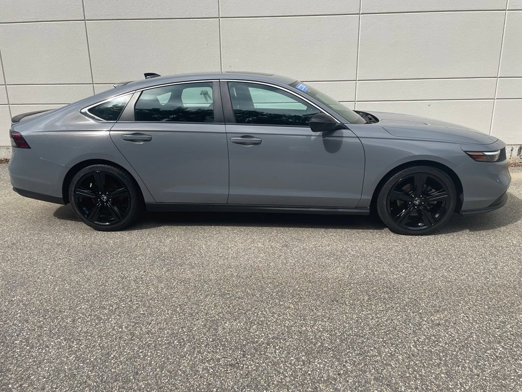 Used 2023 Honda Accord Sport image 5