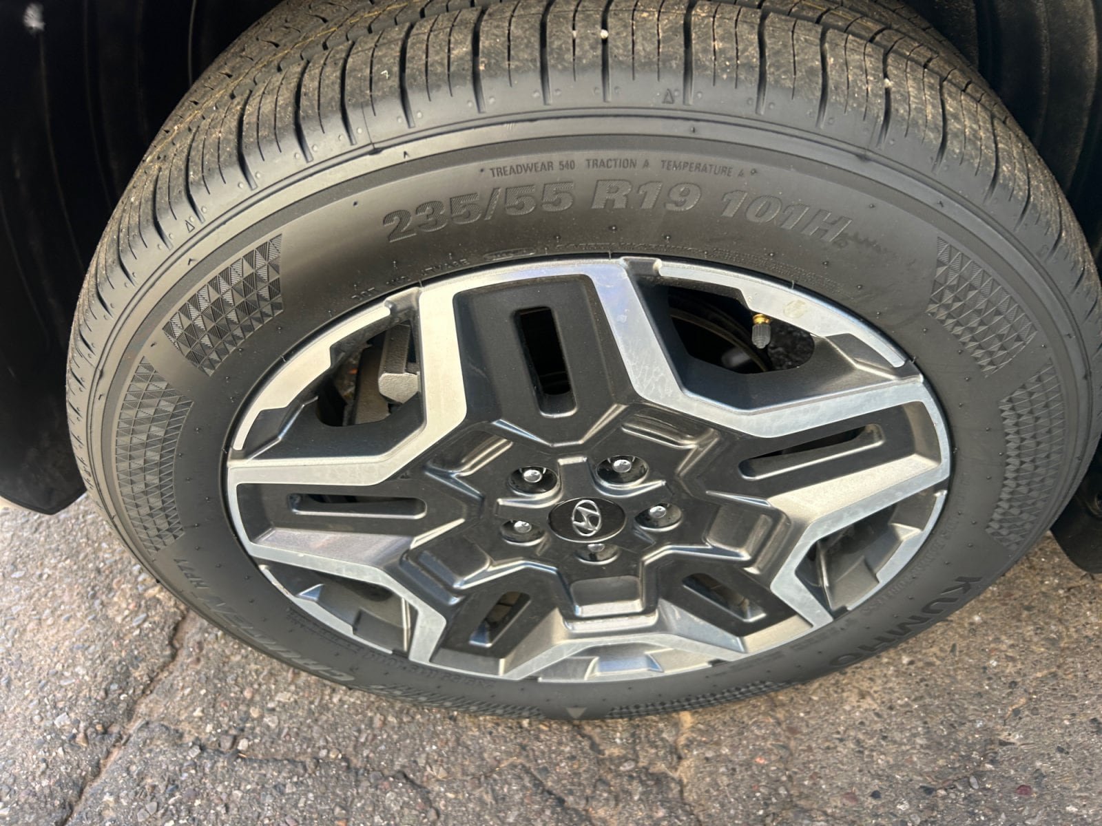 Certified 2023 Hyundai Santa Fe Limited AWD/4WD image 12