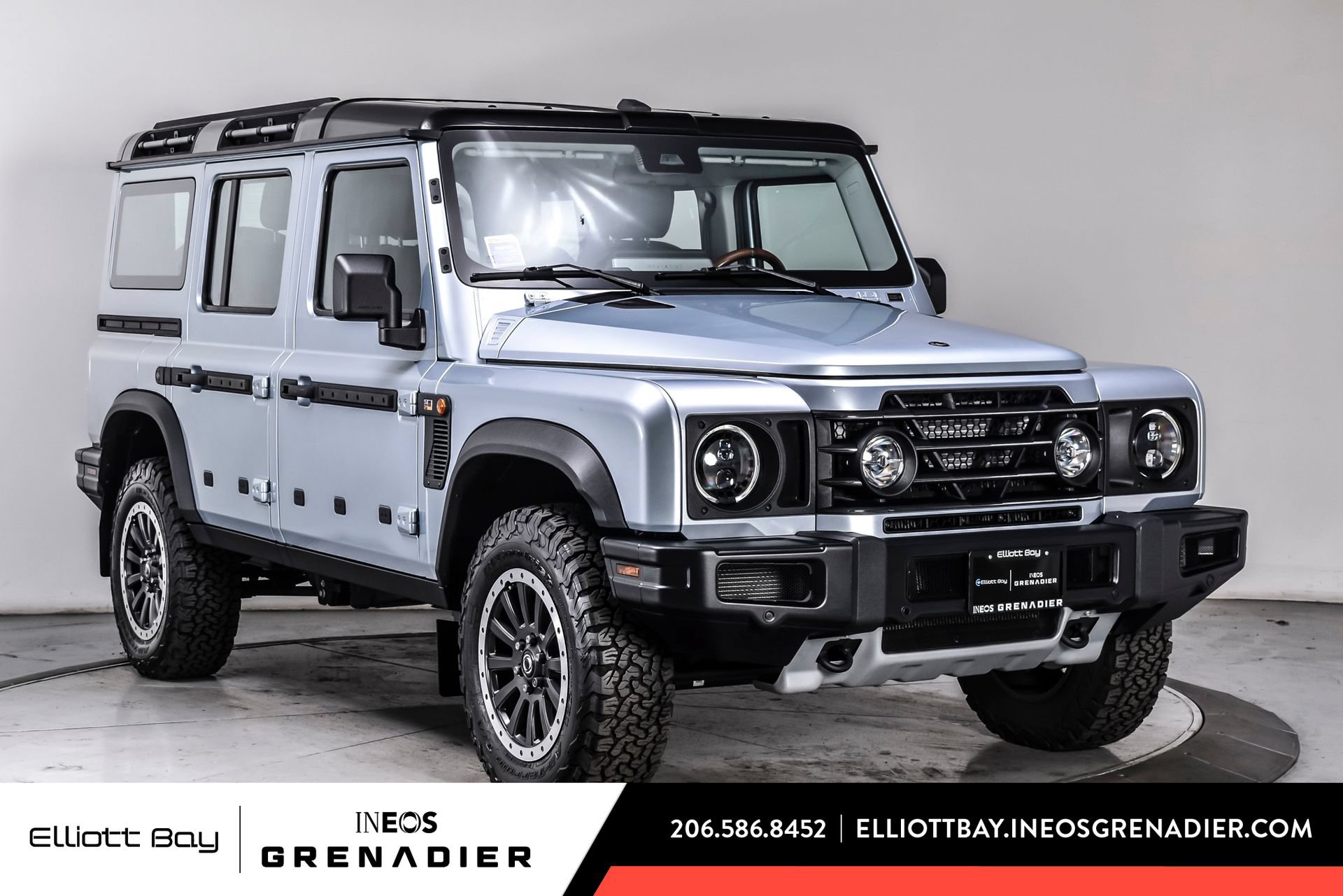 Used 2025 INEOS Grenadier Station Wagon AWD/4WD image 1
