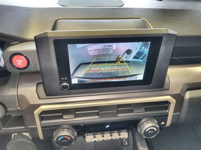 Certified 2025 Toyota Tacoma TRD Off-Road image 17