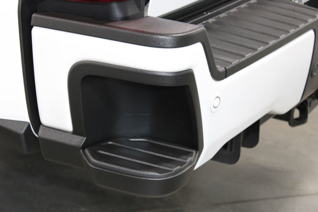 Used 2025 Ford F250 Platinum image 22