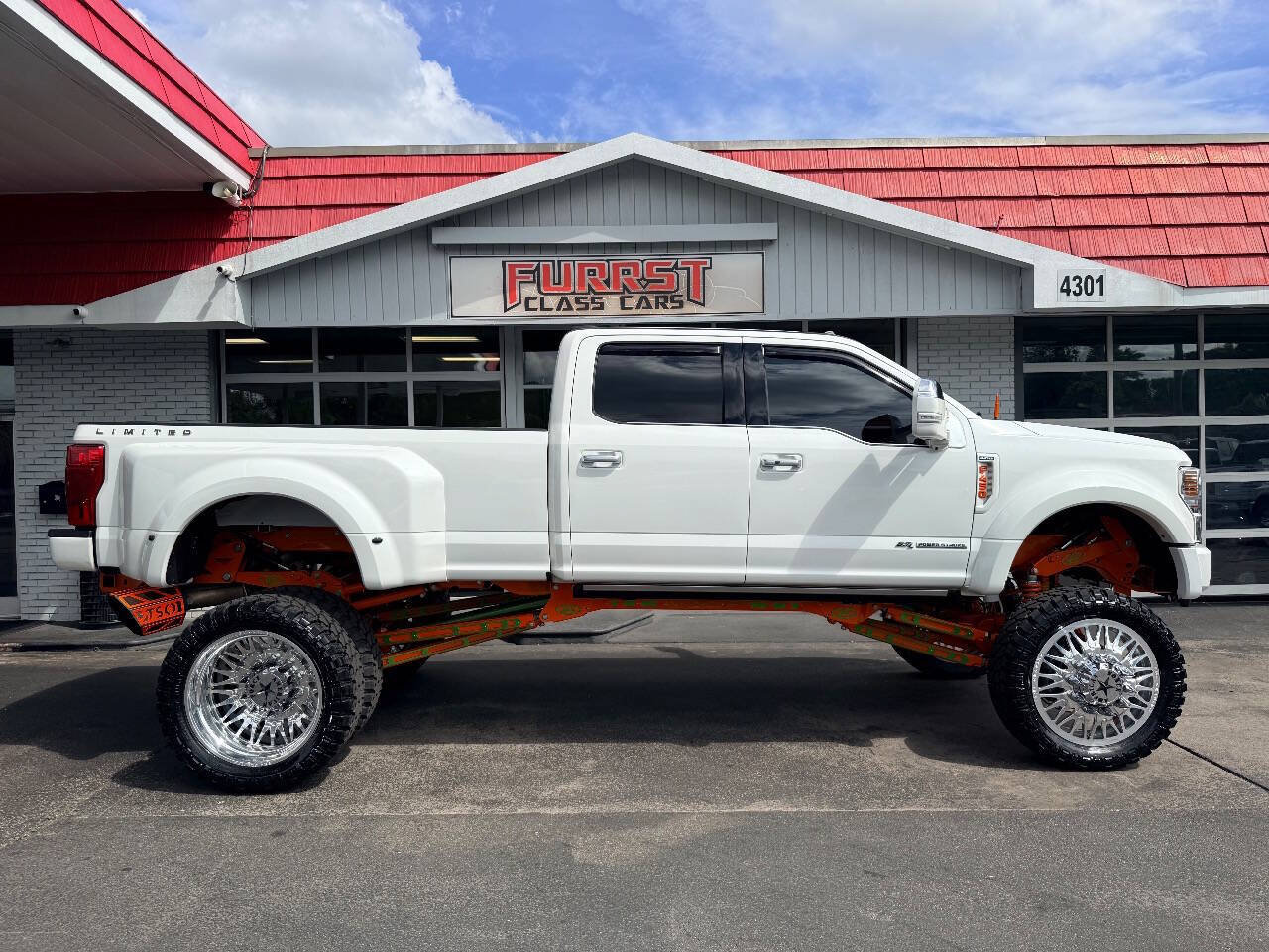 Used 2021 Ford F450 Limited w/ FX4 Off-Road Package AWD/4WD image 2