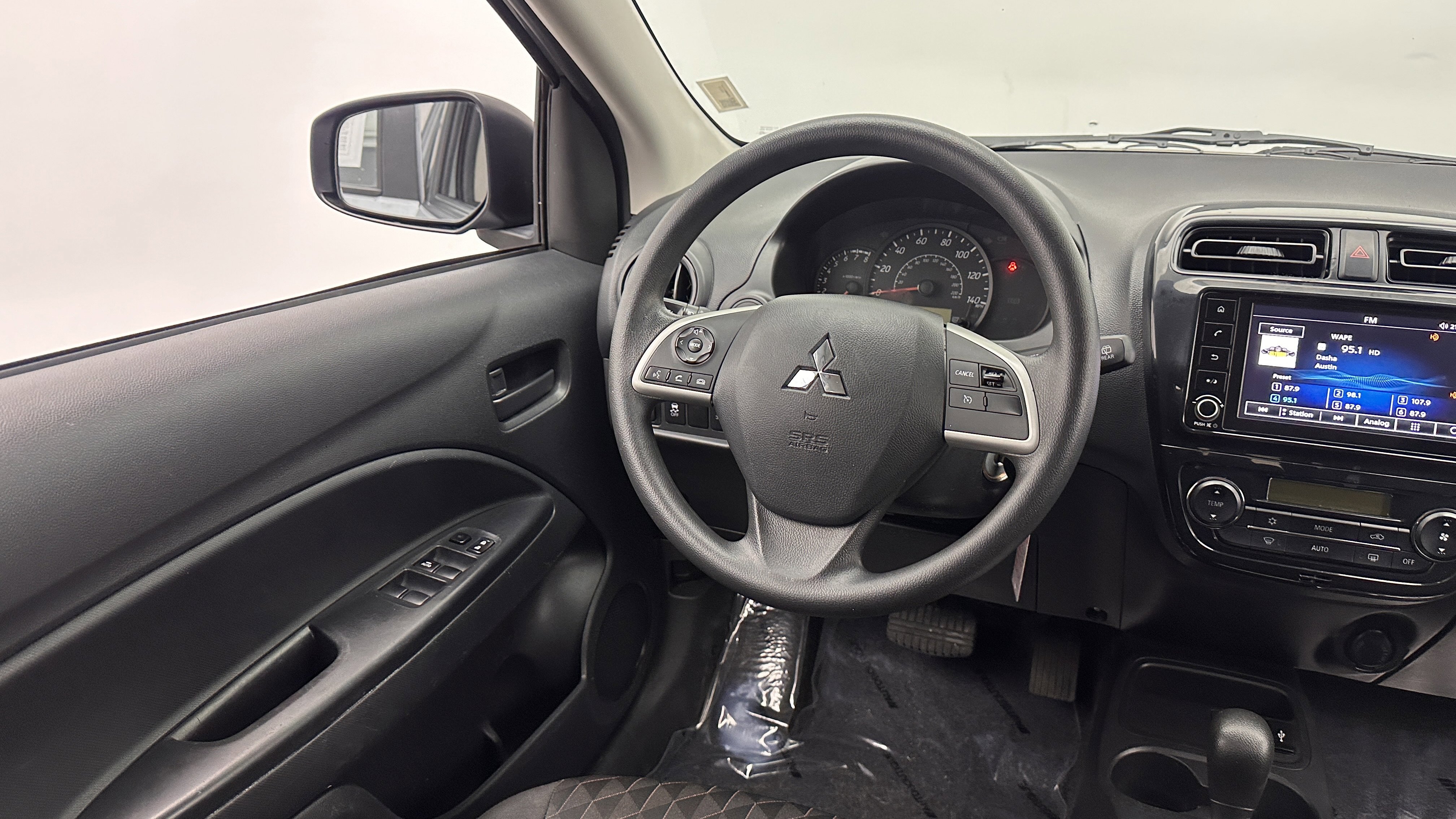 Used 2023 Mitsubishi Mirage ES image 24