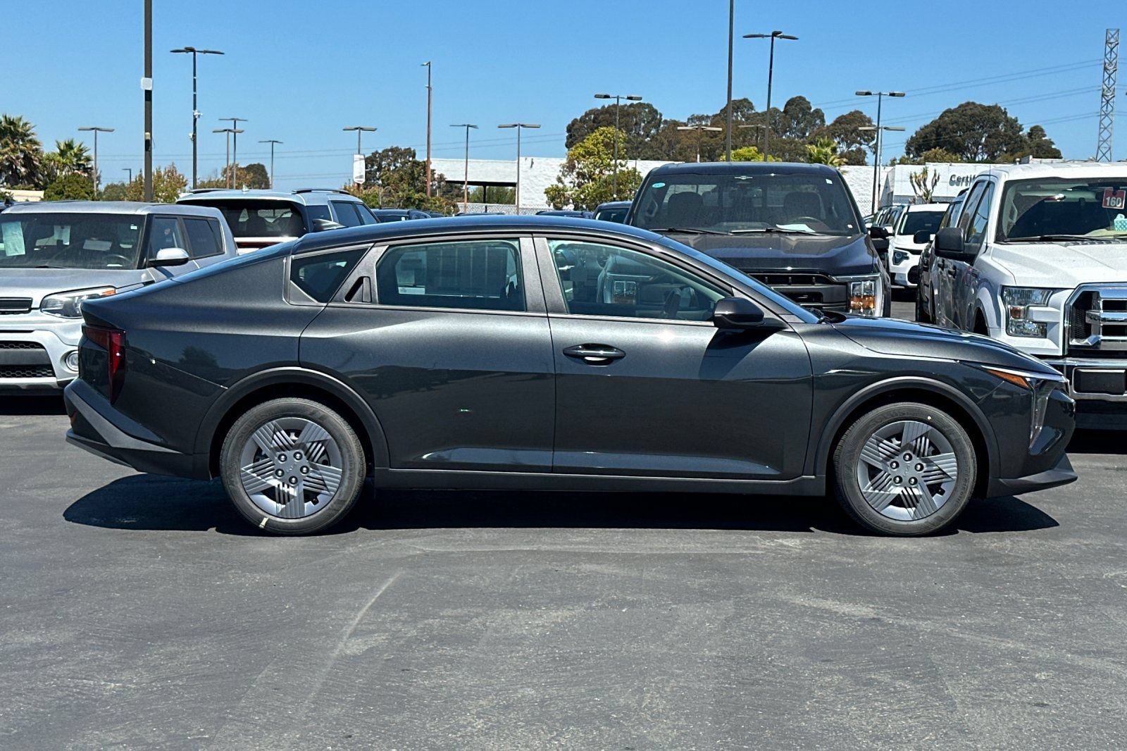 New 2026 Kia K4 FWD image 3