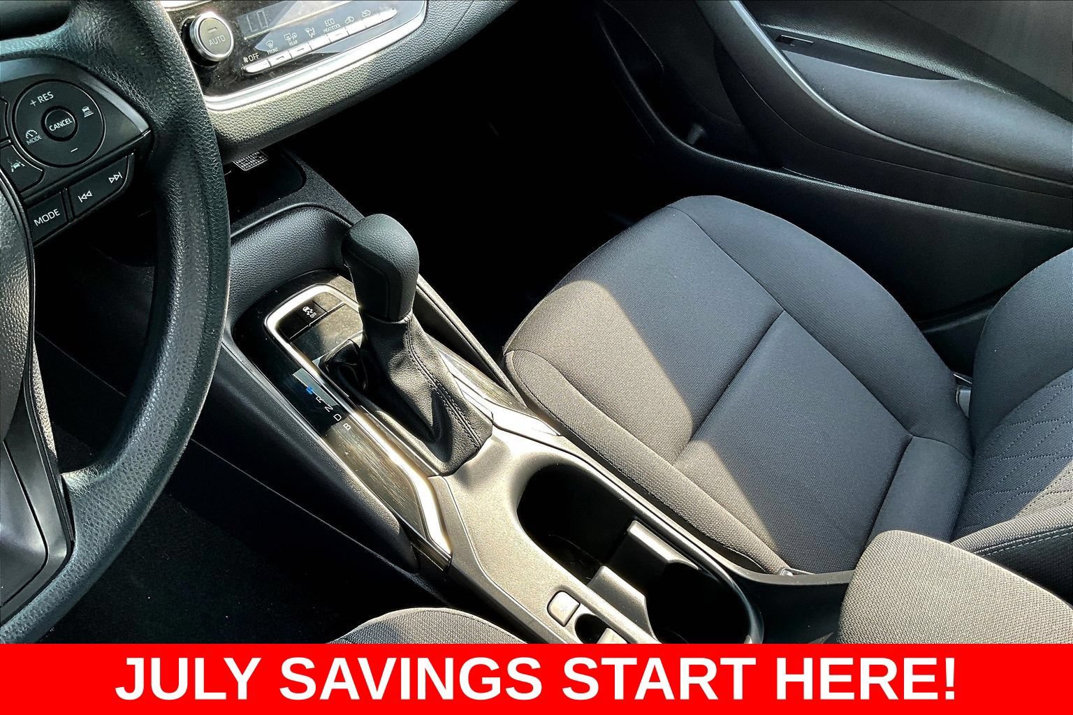 Used 2025 Toyota Corolla LE w/ LE Premium Package FWD image 23