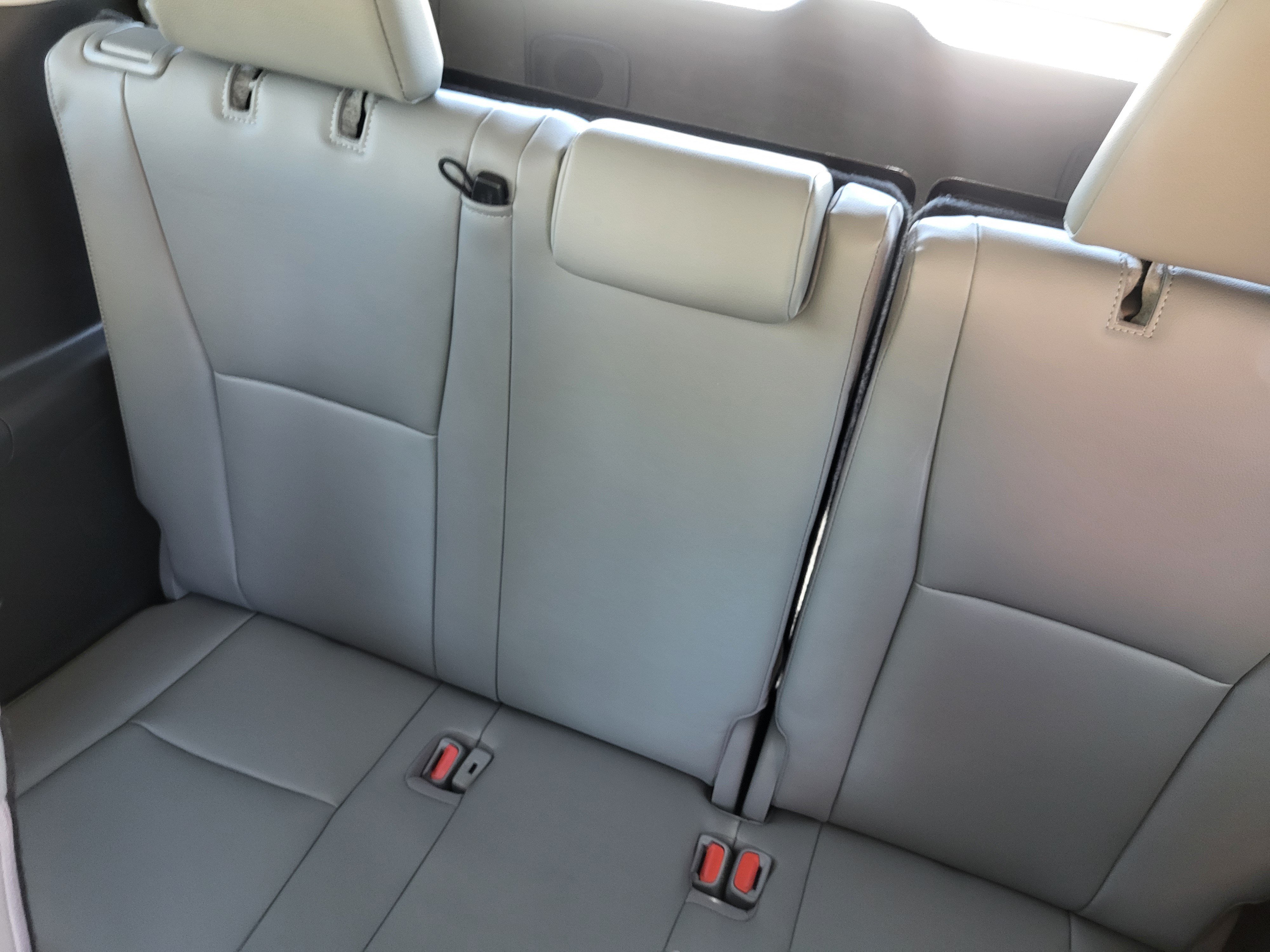 Used 2023 Toyota Highlander Limited AWD/4WD image 24
