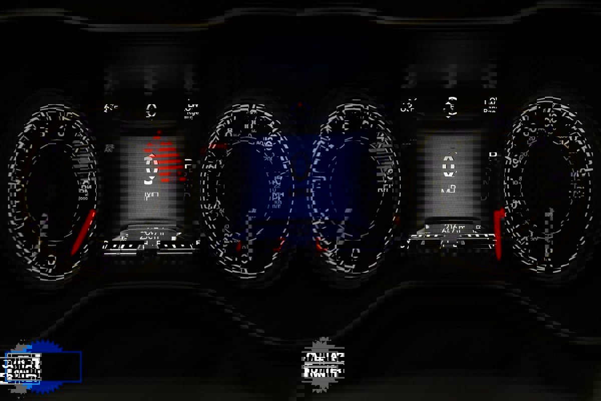 Used 2022 Jeep Cherokee Trailhawk image 16