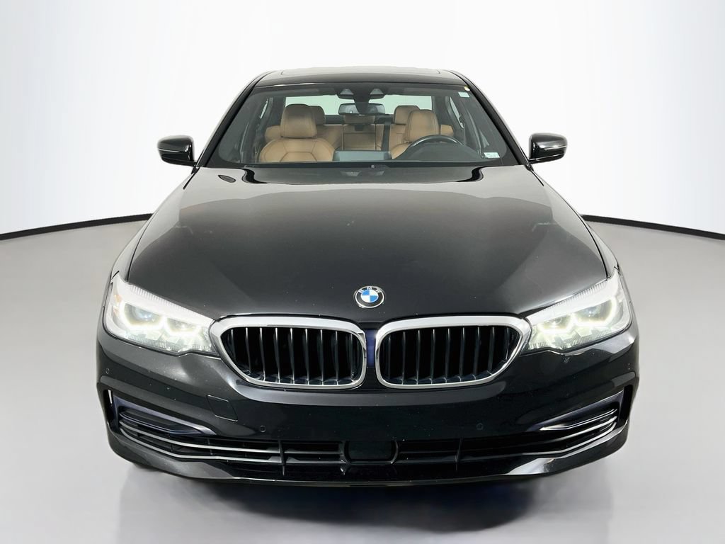 Used 2020 BMW 540i xDrive AWD/4WD image 2