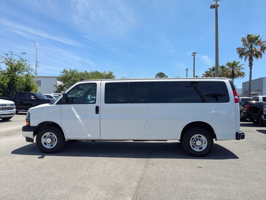 Certified 2024 Chevrolet Express 3500 LT w/ LT Preferred Equipment Group RWD image 6
