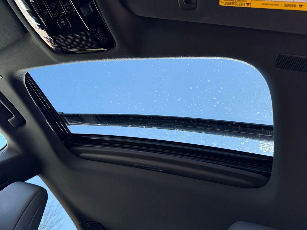 Used 2025 Lexus RX 350 Premium image 8