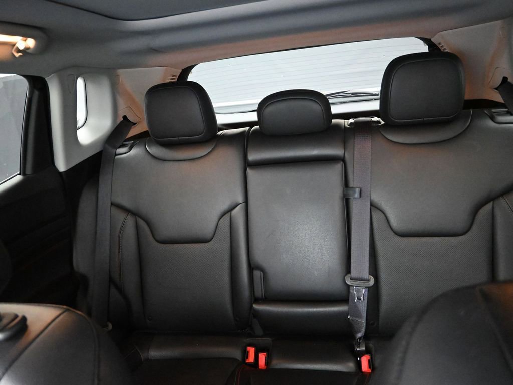 Used 2022 Jeep Compass Trailhawk w/ Trailhawk Elite Group AWD/4WD image 18