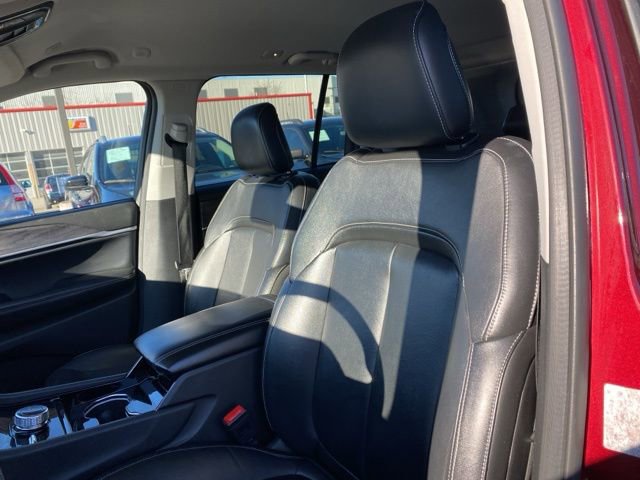 Used 2023 Jeep Grand Cherokee Limited image 10