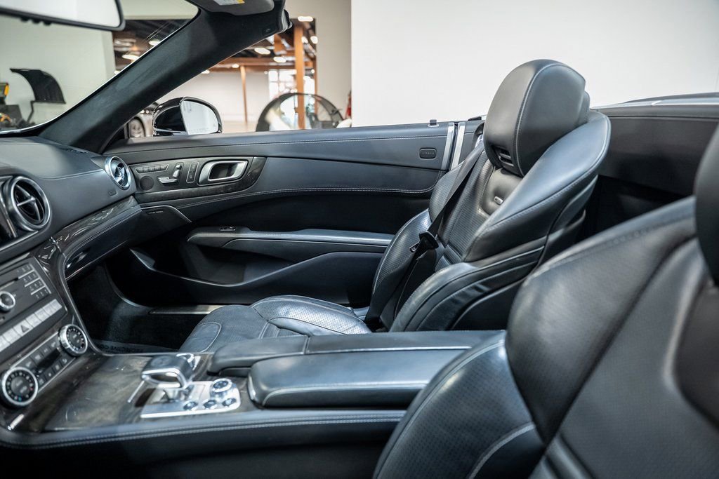 Used 2017 Mercedes-Benz SL 63 AMG image 56