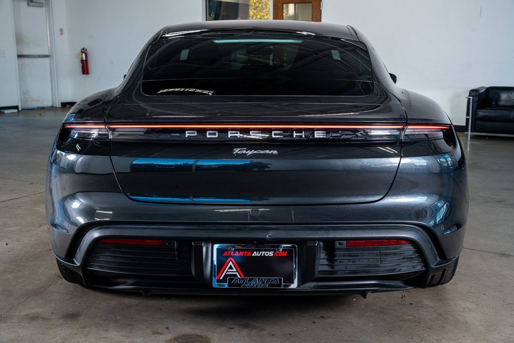 Used 2021 Porsche Taycan image 7