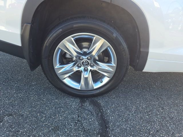 Used 2019 Toyota Highlander Limited image 9