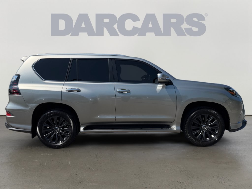 Used 2023 Lexus GX 460 Luxury w/ Sport Design Package AWD/4WD image 6