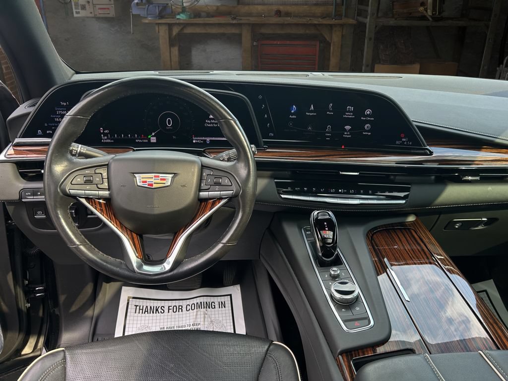 Certified 2021 Cadillac Escalade Premium Luxury w/ Driver Assist Tech Package AWD/4WD image 17