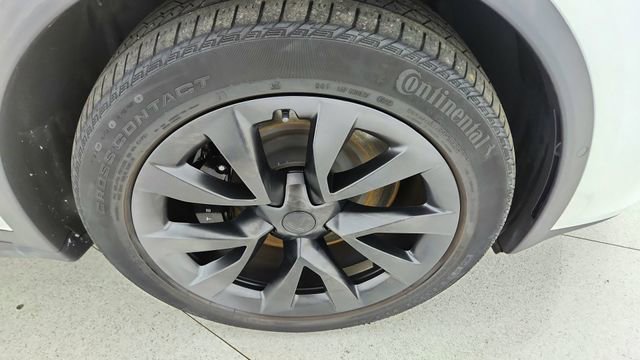 Used 2023 Tesla Model X image 60